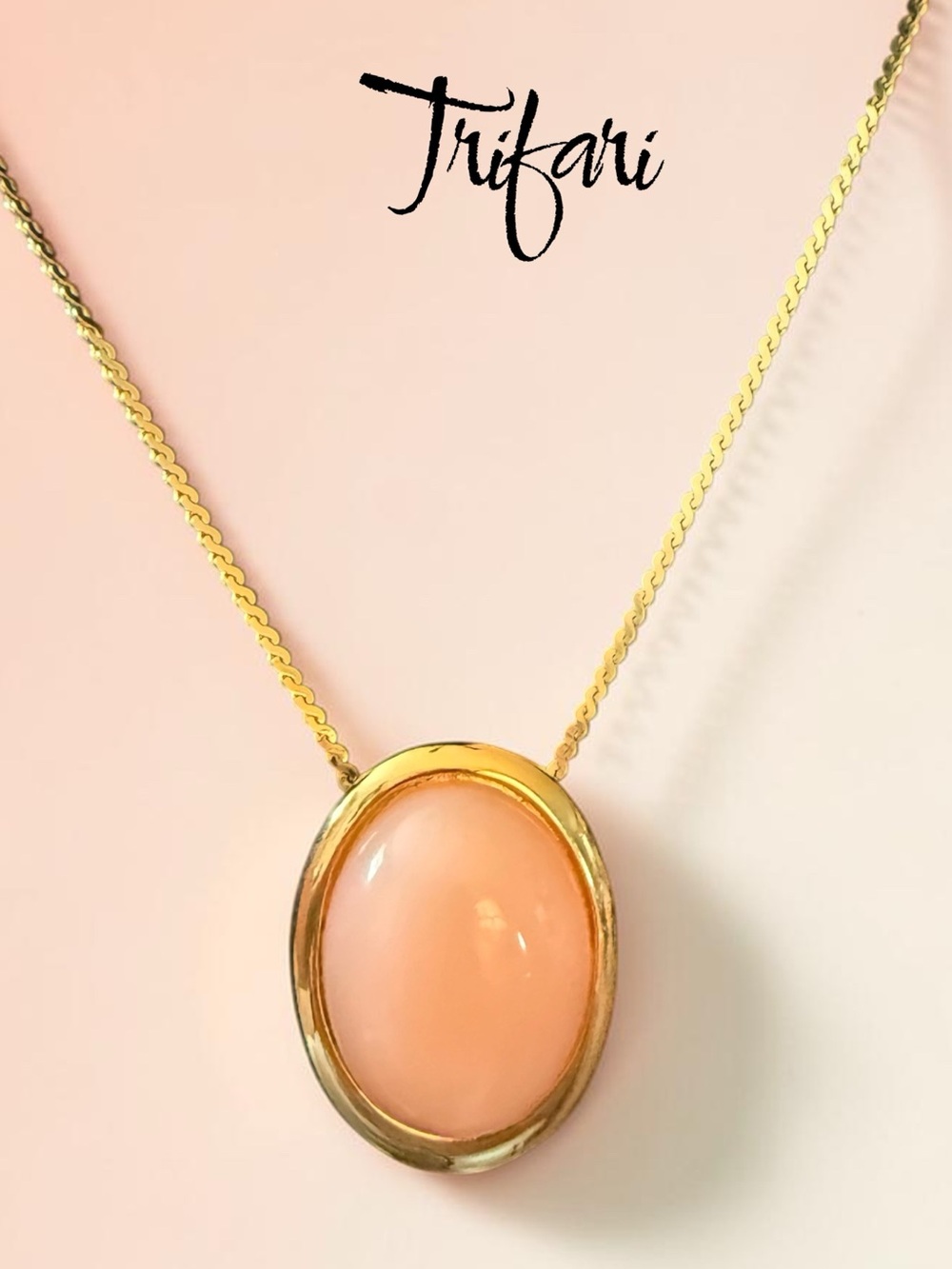 Vintage Trifari Blush Pink Cabochon Necklace Gold Tone 28” Signed